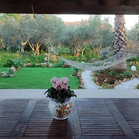 Dimora Virone Paradiso Apartmán